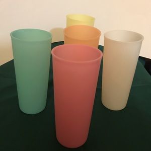Tupperware Plastic Drinking Cups